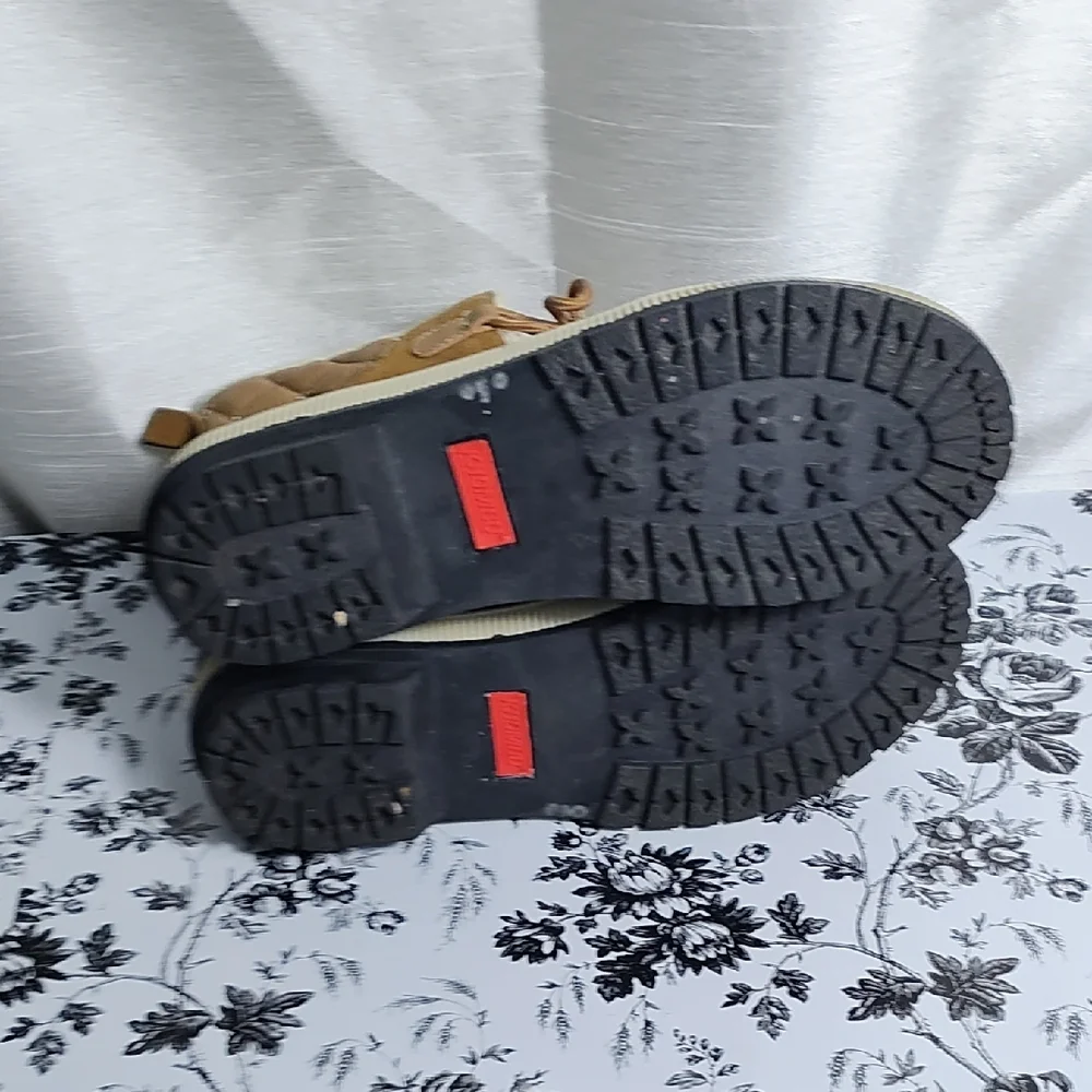 Khombu Brown‎ and Black Snow Boots
